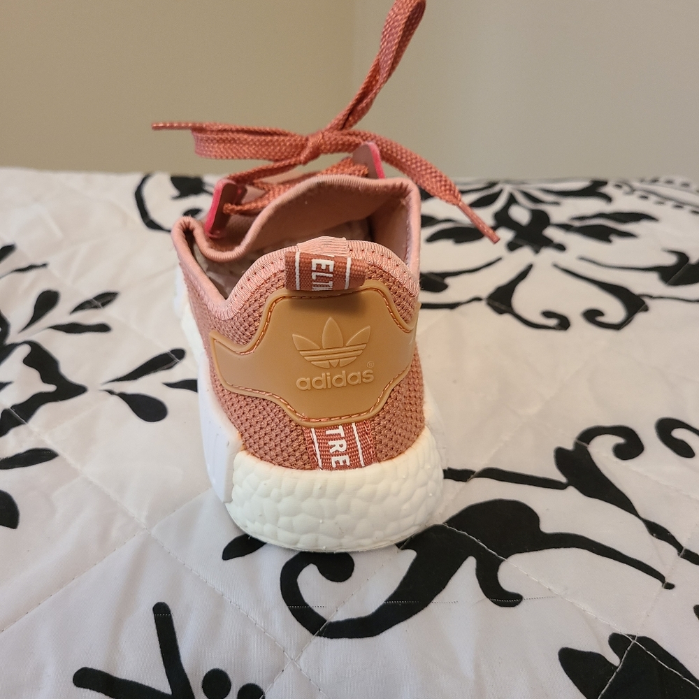 ADIDAS NMD R1 - Picture 6 of 14
